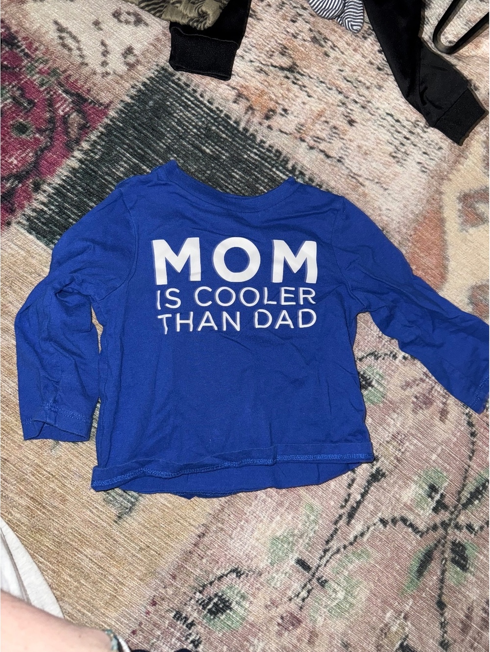 Children’s place mom is cooler than dad 12-18 months blue